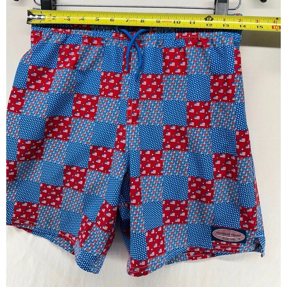 Vineyard Vines Boys Swim Trunks L Patriotic American Flag Patchwork Blue Red